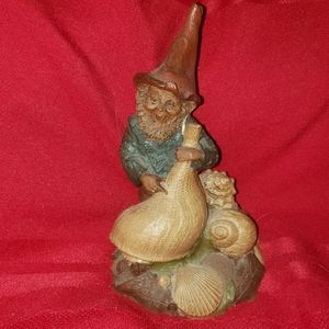 COLLECTIBLE JOHANN GNOME FIGURINE